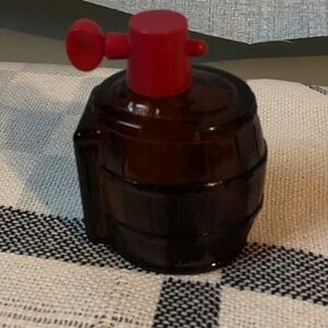 🌈Avon vintage barrel decanter product inside🌷